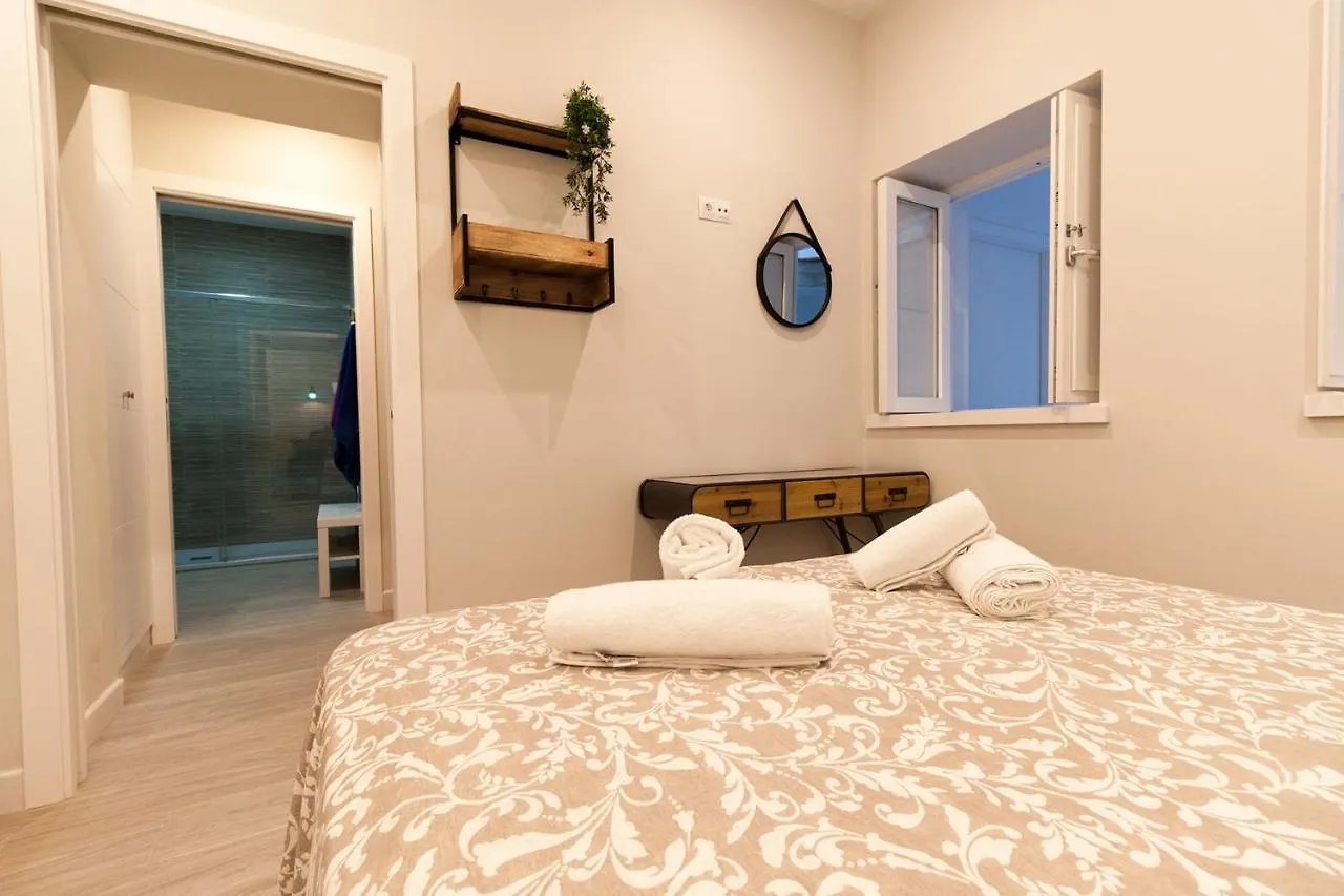 Apartamento - Patio 1812 Кадис Апартаменты